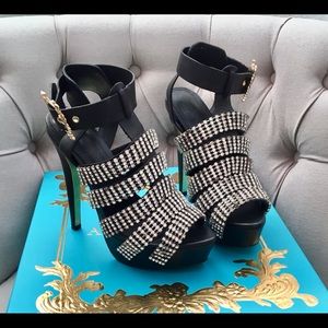 🩶 Anna Dello Russo H&M Black Crystal Heels Platform